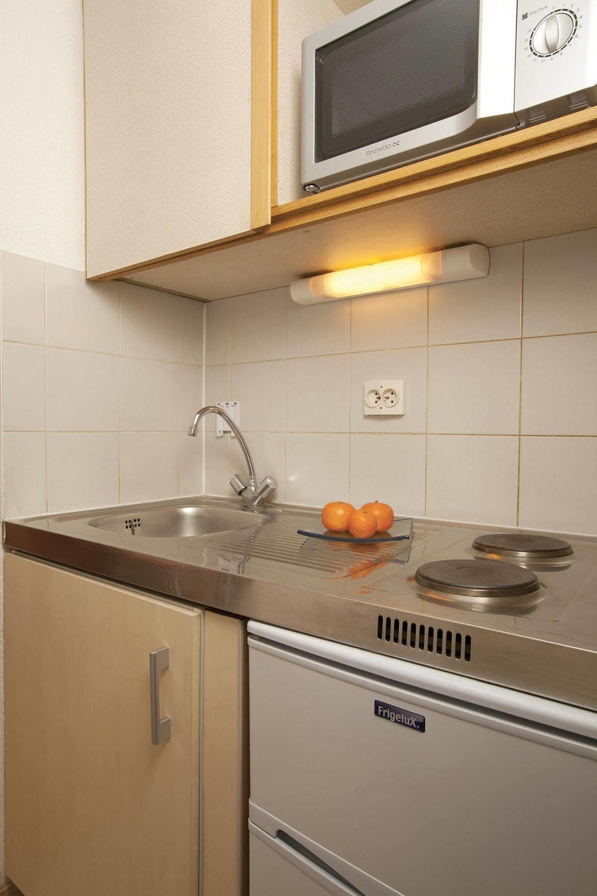 Sejours & Affaires Pantin Charles De Gaulle Aparthotel Kültér fotó